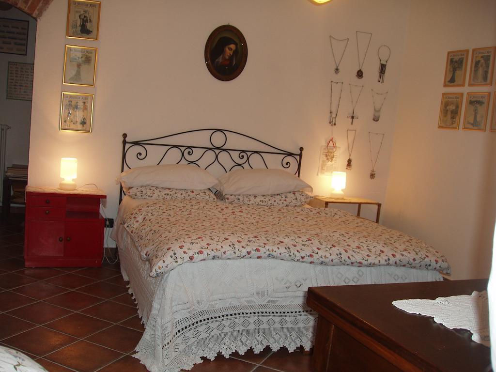Cascina Nel Bosco Bed & Breakfast Moncucco Torinese Екстериор снимка