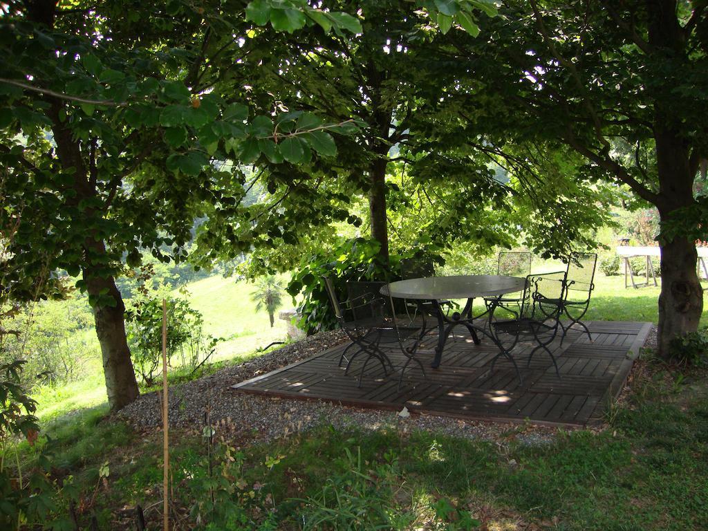 Cascina Nel Bosco Bed & Breakfast Moncucco Torinese Екстериор снимка